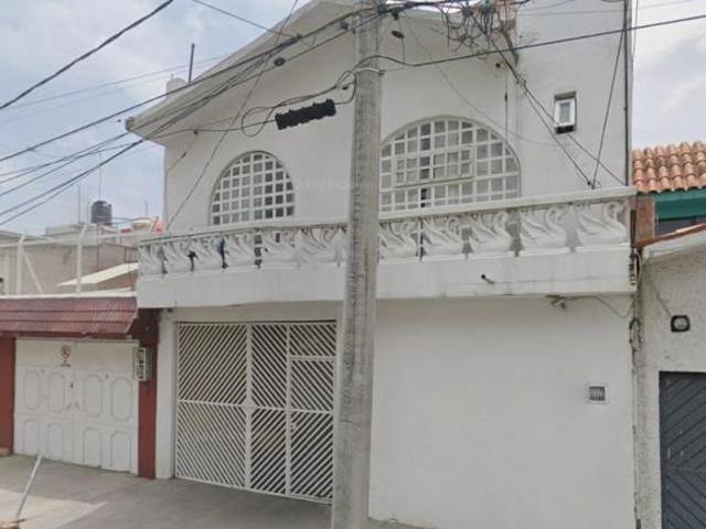 CASA EN VENTA. EXCELENTE INVERSION PARA TU FAMILIA