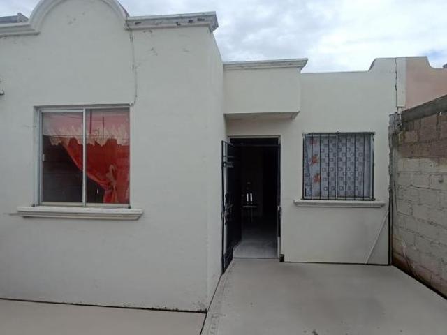 CASA EN VENTA, EXCELENTE PRECIO, PARA ADQUIRIR CON CRÉDITO
