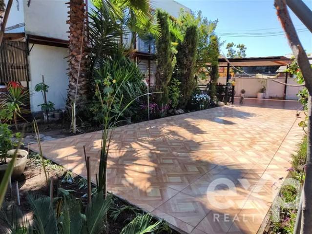 Casa en venta El Abra Requínoa 6 dormitorios 2 baños | 6 dormitorios por 250000. 00 en Requínoa