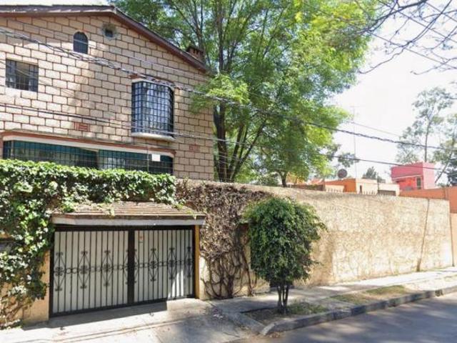 CASA EN VENTA EL COL. LOMAS ESTRELLA