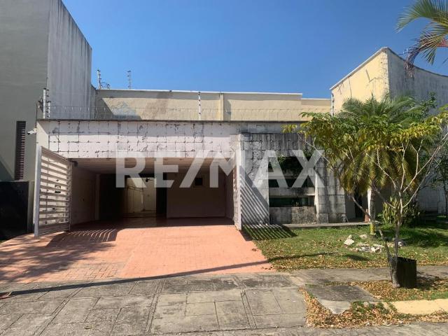 CASA EN VENTA EL COUNTRY