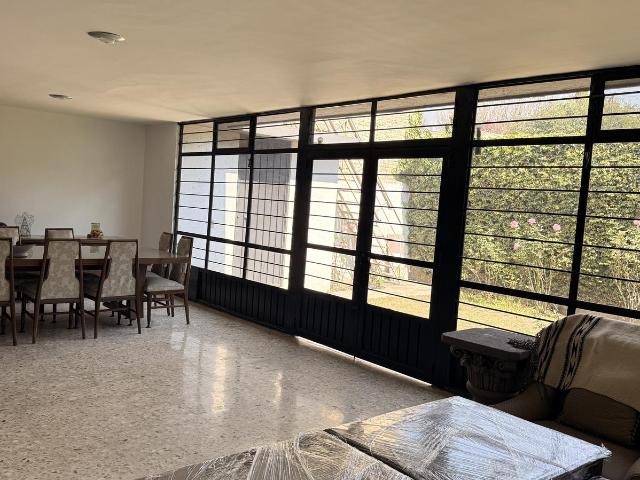 CASA EN VENTA EL ROSEDAL