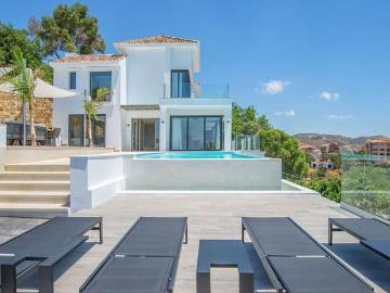 Casa en venta Elviria, Andalucía