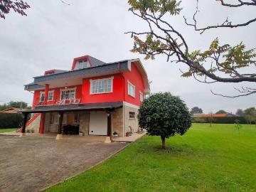 Casa en Venta en Muros de Nalón