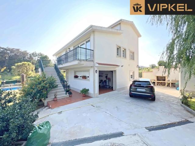 Casa en venta en Muros La Coruña