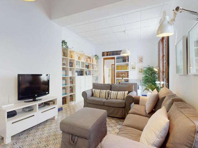 Casa en venta en Murcia, Corvera. Se vende vivienda señorial tipo palacete en Corvera propiedad única con más de 700 m2 llenos de historia y elegancia. Casas.