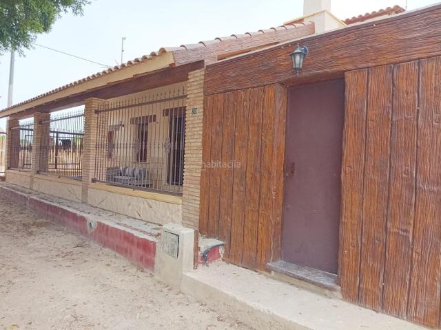 Casa en venta en Murcia, Sangonera la Seca. Casa unifamiliar de campo en venta en Sangonera La Seca con 650 metros de parcela más opcional, parcela colindante de 1000 metros. Casas.