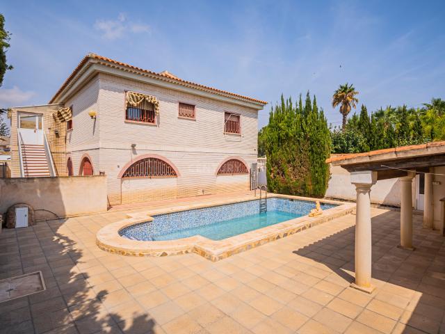 Casa en venta en Mutxamel