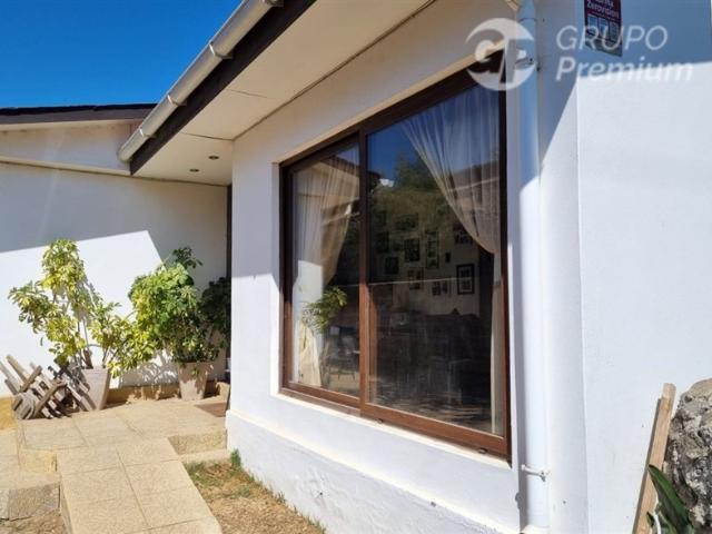 Casa en Venta en Muy cerca de supermercado santa Isabel
