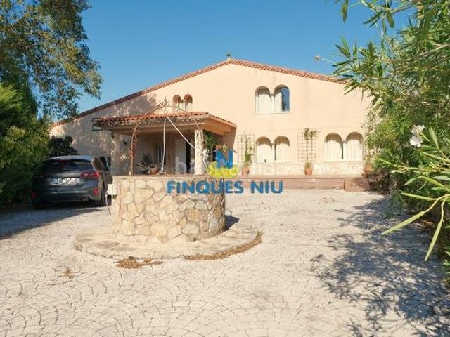 Casa en venta en Maçanet de la Selva, Montbarbat. Masía con encanto en Maçanet de la Selva. Casas Maçanet de la.