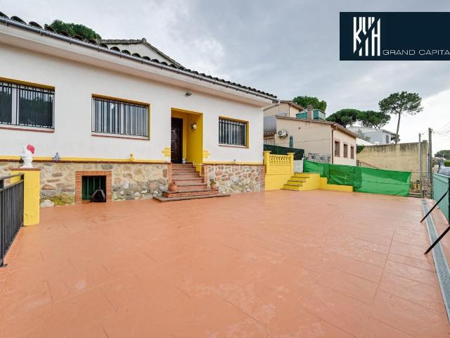 Casa en venta en Maçanet de la Selva, Residencial Park. CASA MAÇANET PARK. Casas Maçanet de la.