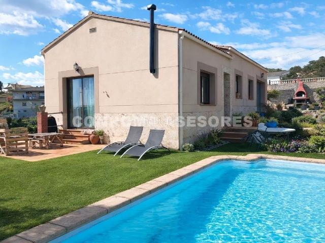 Casa en venta en Maçanet de la Selva, Residencial Park. Casas Maçanet de la.