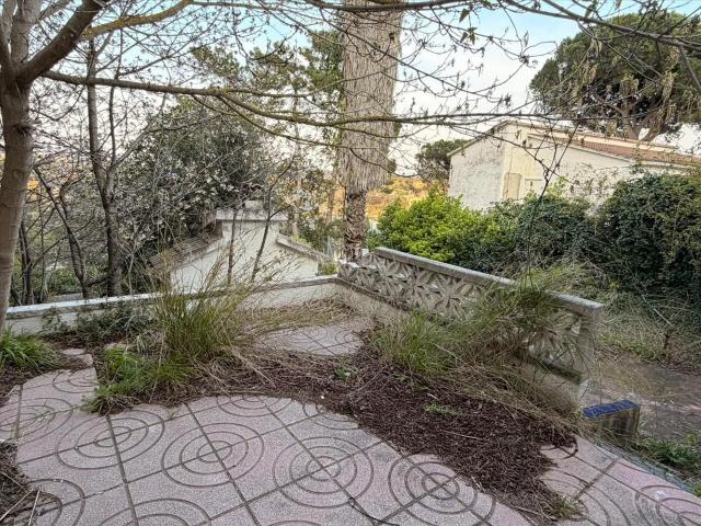 Casa en venta en Maçanet de la Selva, Residencial Park. CASA 132M2 CINSTRUÍDOS, PARCELA 674 M2, CARRER GUILLERIES, PARA REFORMA INTEGRAL. Casas Maçanet de la.