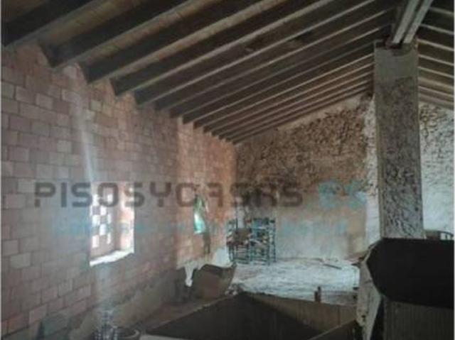 Casa en Venta en Macastre