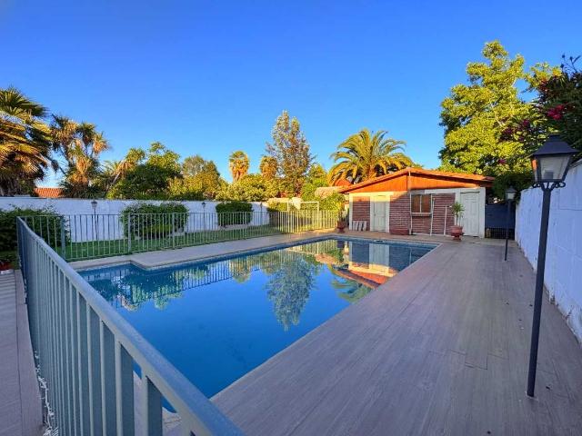 Casa en Venta en Machalí 5 dormitorios 4 baños