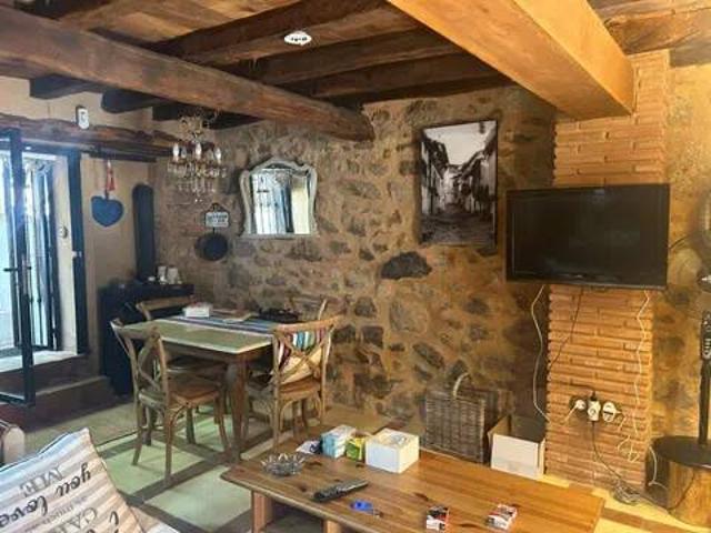 Casa en Venta en Madrigal de la Vera