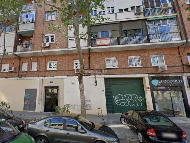 Casa en venta en Madrid, Almendrales. Casas.