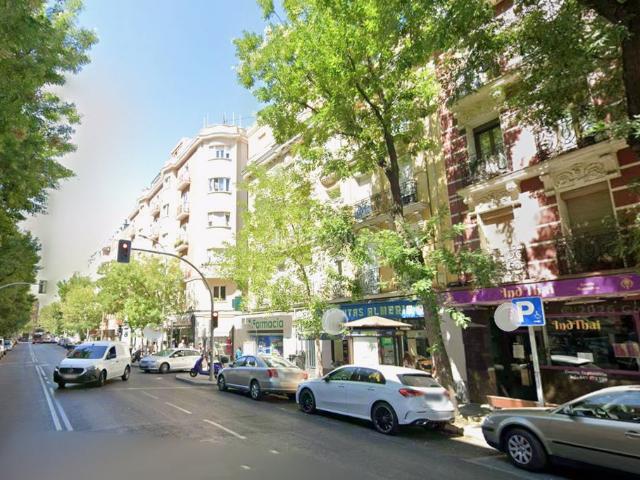 Casa en venta en Madrid, Berruguete. Casas.