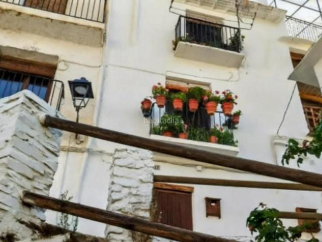 Casa en venta en Capileira. Casa de 180 m2 en el casco histórico de Capileira encanto auténtico, vigas de castaño y una paz absoluta. Casas.