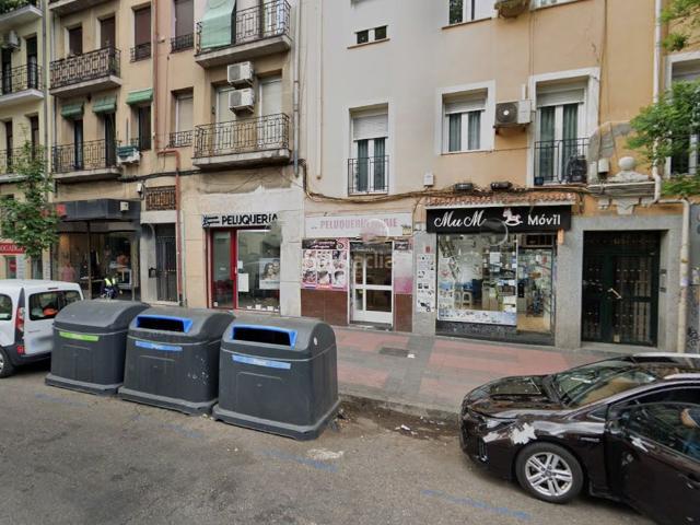 Casa en venta en Madrid, Delicias. Casas.