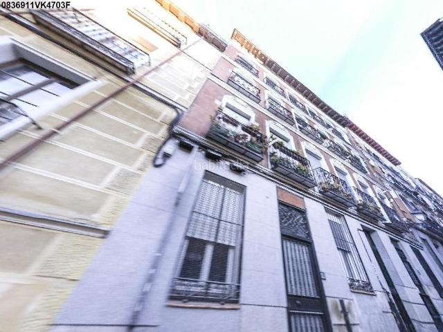 Casa en venta en Madrid, Embajadores Lavapiés. Se vende Casa ALQUILADA en Urbanización SAN PELAYO 22 A URB SAN PELAYO Madrid, Madrid. Casas.