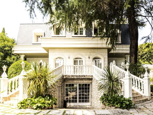 Casa en venta en Madrid, La Florida El Plantío. Chalet independiente en Madrid, Zona la Florida, Aravaca. Casas.