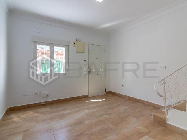 Casa en venta en Madrid, Moscardó. Casas.