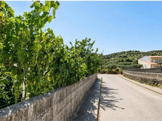 Casa en Venta en Madroñera