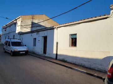 Casa en venta en Madroñera, Cáceres