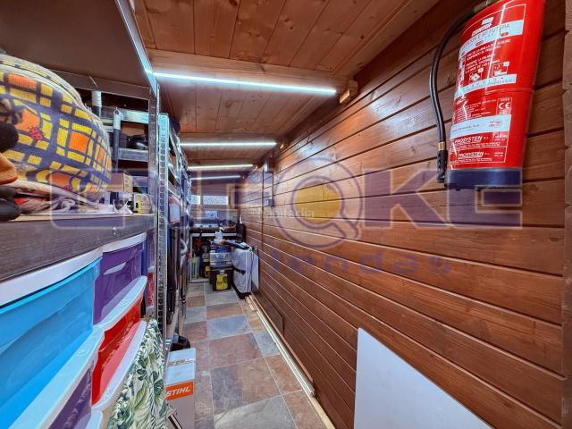 Casa en venta en Maello. ENFOKE VIVIENDAS presenta en exclusiva magnifico terreno urbano con 2 cabañas!. Casas.