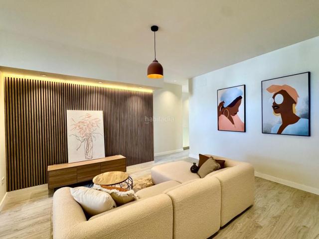 Casa en venta en Málaga, El Ejido. En venta Chalet 2 plantas Calle San Millán, El Ejido. Casas.