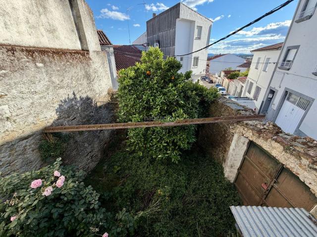 Casa en venta en Malpartida de Plasencia. Casa con patio y amplios espacios en Malpartida de Plasencia. Casas Malpartida de.