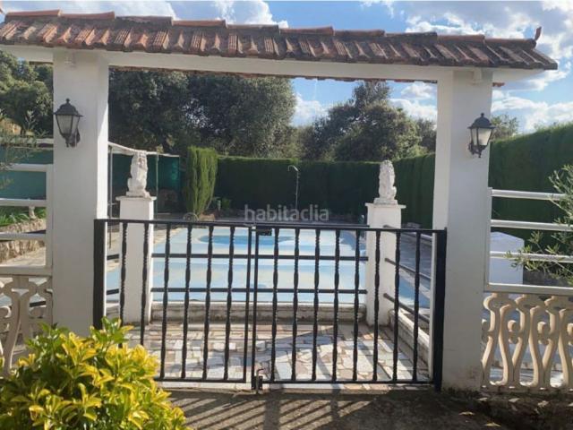 Casa en venta en Malpartida de Plasencia. Casa en venta en Carretera de Cáceres junto a Plasencia. Casas Malpartida de.