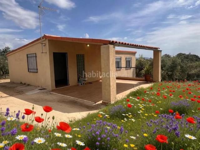 Casa en venta en Malpartida de Plasencia. CHALET EN VENTA CERCA DE PLASENCIA CÁCERES. Casas Malpartida de.