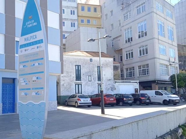 Casa en venta en Malpica de Bergantiños. Casa en el paseo de la playa en Malpica. Casas Malpica de.