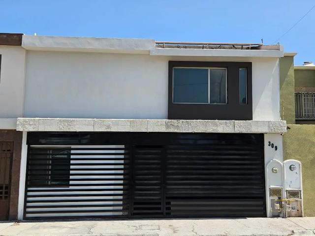 CASA EN VENTA EN MANANTIALES DEL BOSQUE, RAMOS ARIZPE