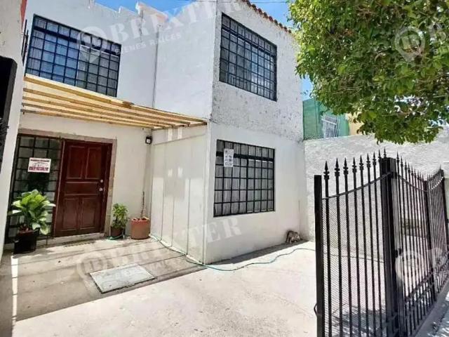 Casa en venta en Manantiales del Pinar, Jesús María, Aguascalientes