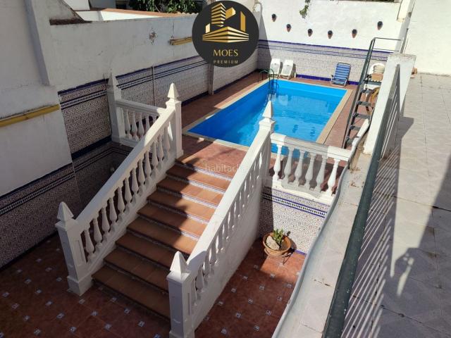 Casa en venta en Mancha Real. Casa en venta en Mancha Real, 6 dormitorios. Casas Mancha.
