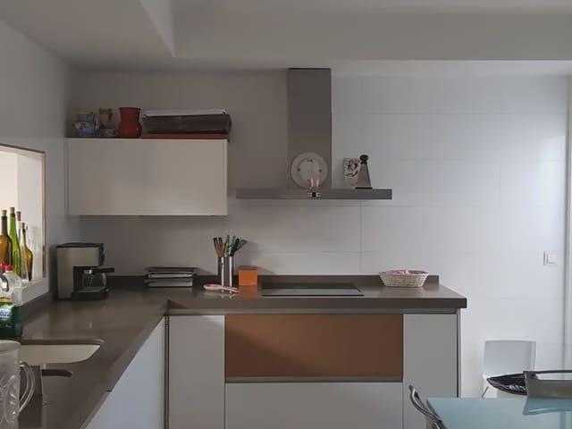 Casa en venta en Manises, Valencia