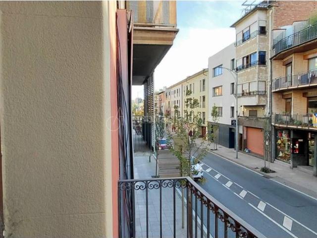 Casa en venta en Manlleu. Casa amb Restaurant a Manlleu. Casas.
