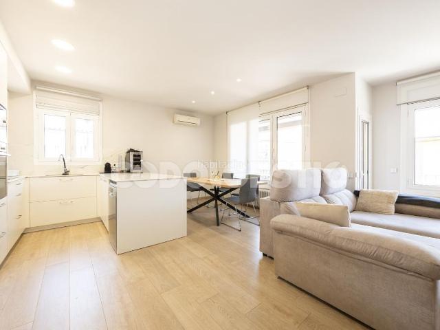 Casa en venta en Manlleu. Fantàstica casa en venda a Manlleu. Casas.