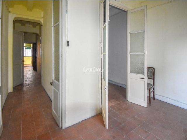 Casa en venta en Manresa, Plaça Catalunya. CASA UNIFAMILIAR EN VENTA EN EL CENTRO DE MANRESA. Casas.