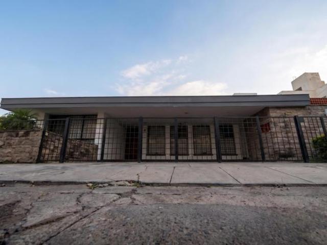 CASA EN VENTA EN MANSION DE LOS REAL, CIUDAD GUZMAN, JALISCO