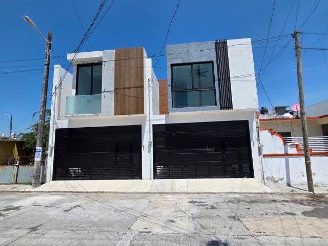 Casa en venta en Manuel Nieto Boca del R?o Veracruz