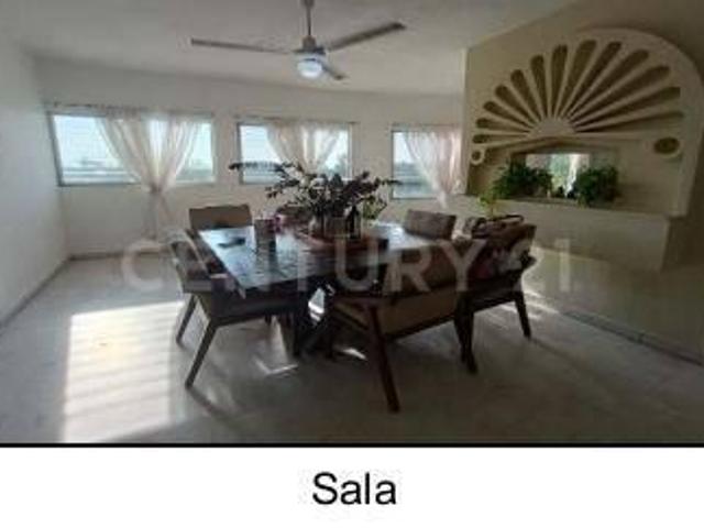 Casa En Venta En Manzanillo Fracc La Andalucia