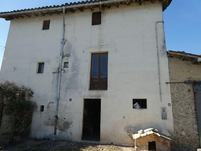 Chalet en venta en calle Sant Boi, Masies de Voltregà, Les, de 2.300 m² 5 habitaciones por 259.900