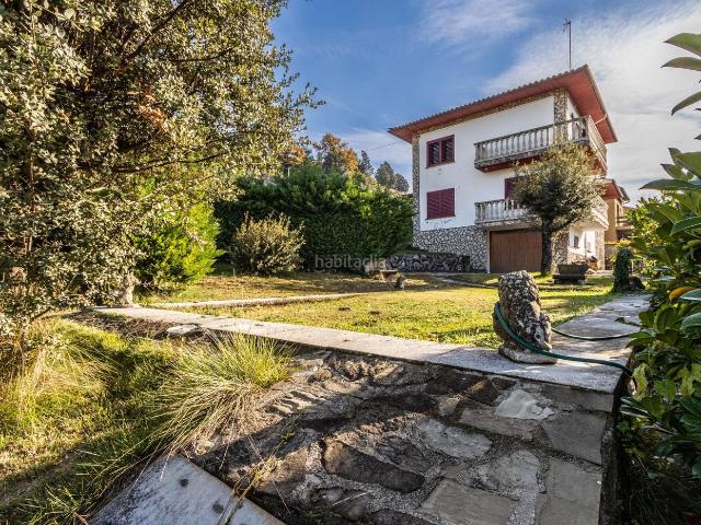 Casa en venta en Masies de Voltregà Les. La Fortaleza de un Sueño Anclado en la Roca. Casas Masies de Voltregà.