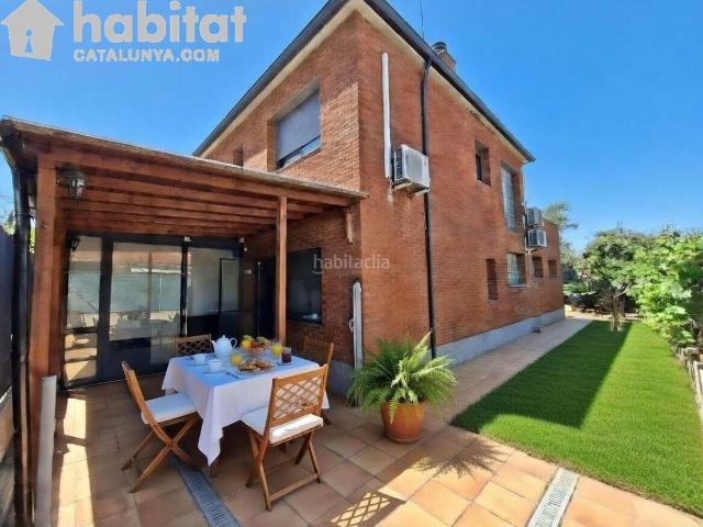 Casa en venta en Masquefa. MASQUEFA CAN PARELLADA Preciosa casa en parcela de 400 m2 con piscina privada y vistas a la montaña de Montserrat. Casas.