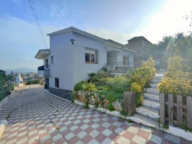 Casa en venta en Masquefa. Casa en venta en Can Parellada, 4 dormitorios. Casas.