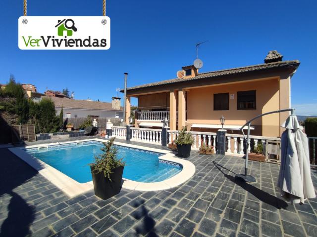 Casa en venta en Masquefa. Preciosa casa con piscina. Casas.